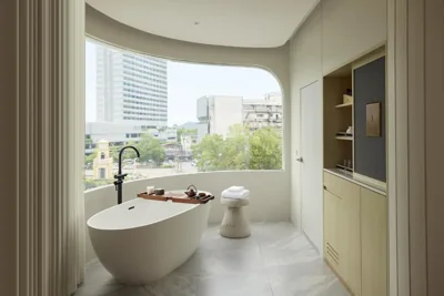 Clock tower view with Bathtub — Arco Phuket Town